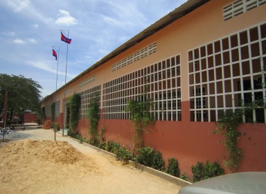 쁘렉농 초등학교 초기 - 2013년